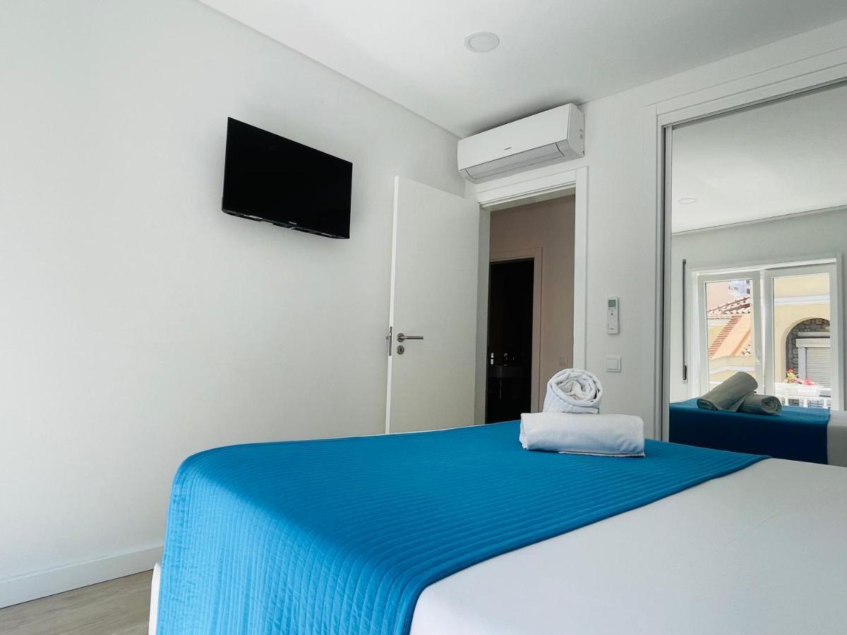 Central Tiled Apartment Aveiro Buitenkant foto