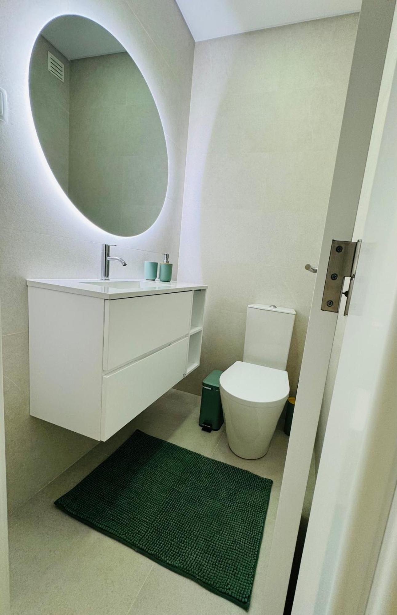 Central Tiled Apartment Aveiro Buitenkant foto